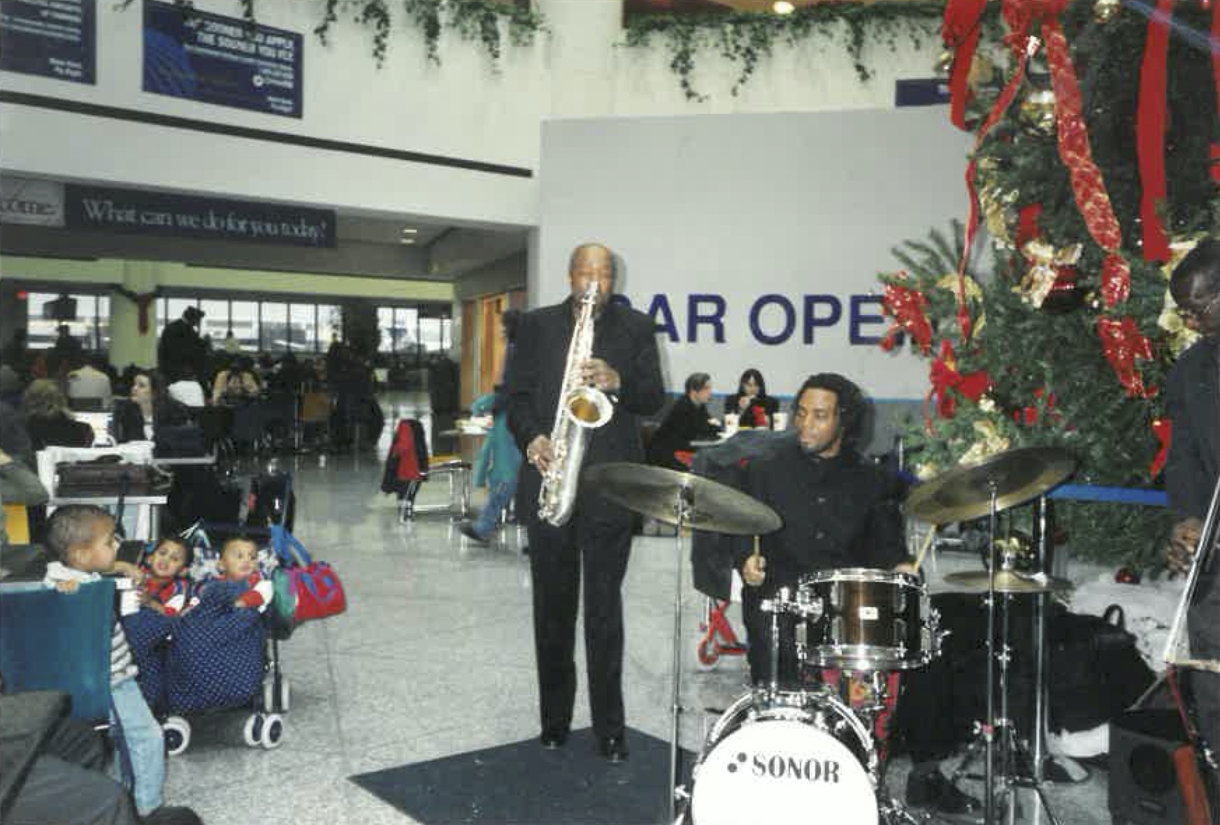 Holiday performances at Newark Airport